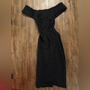 Aritzia Talula Black Off-Shoulder Dress XXS